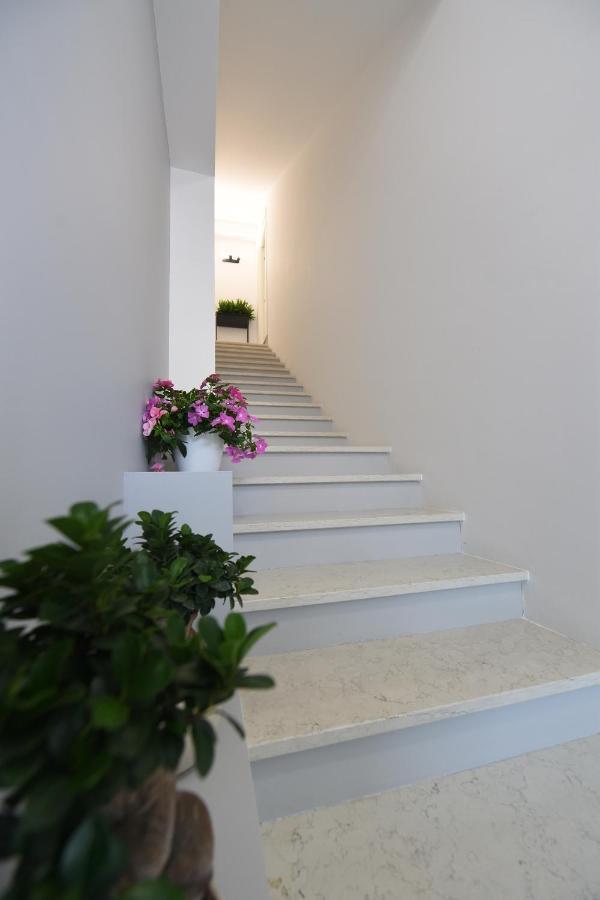 Blu In Blu Comfort Rooms Terrasini Bagian luar foto